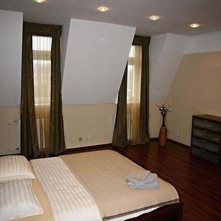 Apartman Dr. Engla Karlovy Vary Phòng bức ảnh